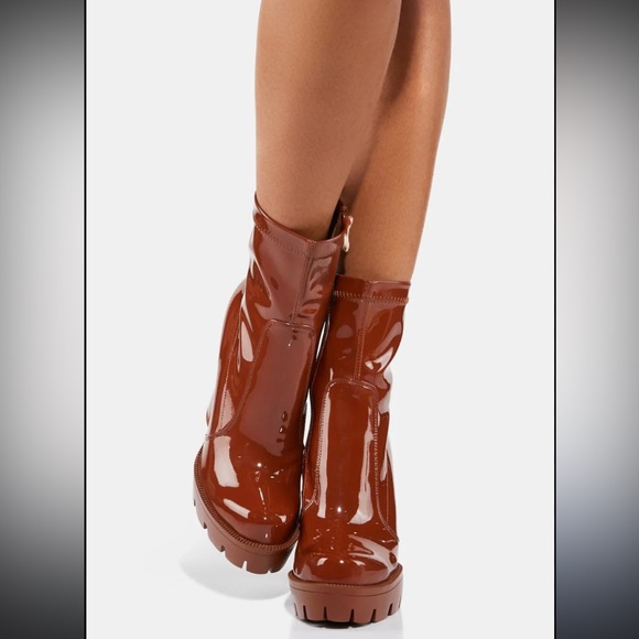 Azalea Wang X Dolls Kill Brown Patent Vegan Leather Rainy Days Boots 7.5 *READ* - Picture 3 of 16